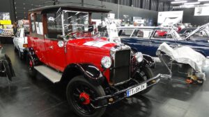 1929 Unic London Taxi – Exterior and Interior – Classic Expo Salzburg 2021