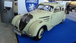 1935 Peugeot 402 Coach G4 – Retro Classics Stuttgart 2022