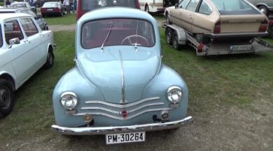 1947–1961 – Renault 4CV – Auto Show Veterama 2014