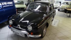 1959 renault dauphine exterior a