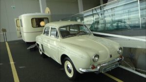 1962 renault dauphine hadi colum