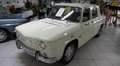 1965 Renault 8 Major – Exterior and Interior – Renault Museum Fritz Schweier Fellbach