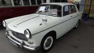 1963 Peugeot 404 - Klassikwelt Bodensee 2017 45 1963 peugeot 404 klassikwelt bod