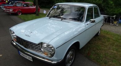 1972 Peugeot 204 – Exterior and Interior – Oldtimer-Meeting Baden-Baden 2019